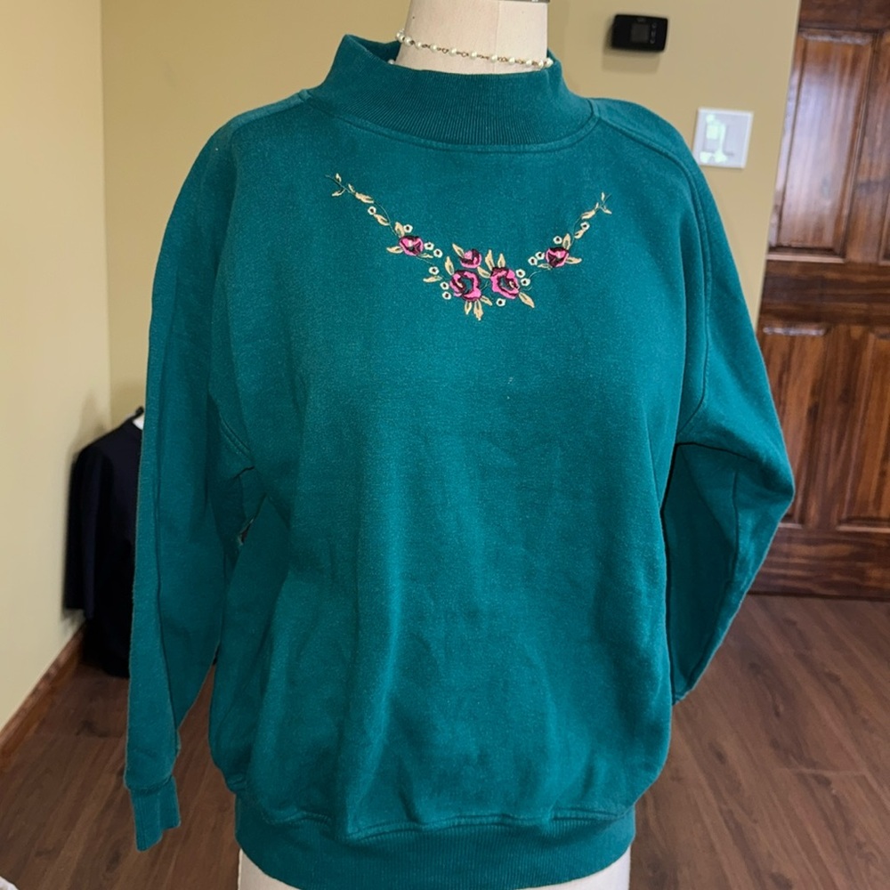 Chinawear Sweater